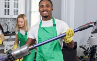 Cleaner using professional equipment, illustrating cleaner training in the cleaning industry.